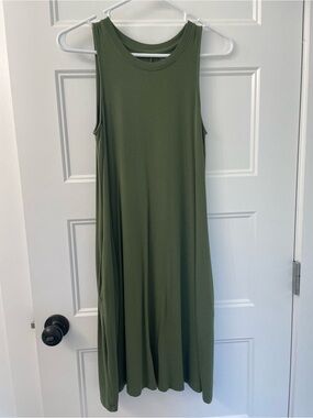 XS - olive pocket dress